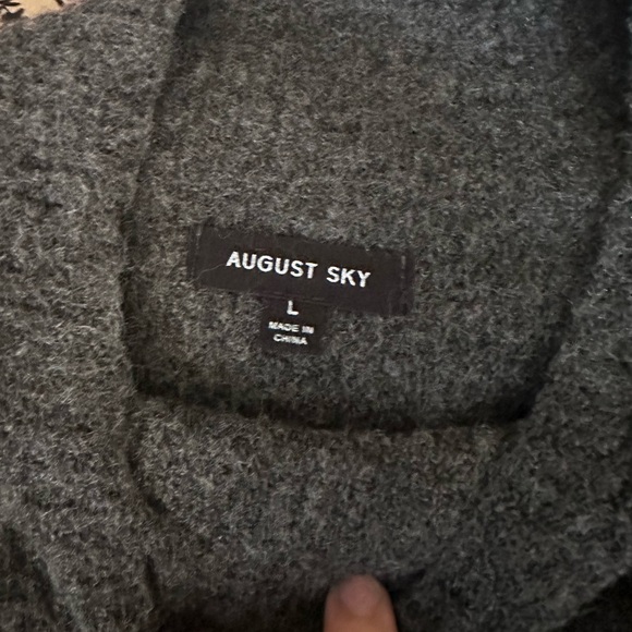 NWOT gray sweater dress w ballon type sleeves. - Picture 5 of 5